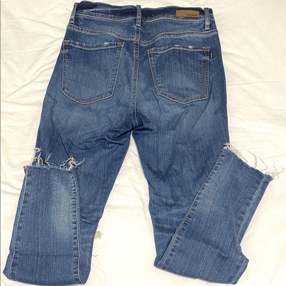 High rise jeans - Picture 3 of 3